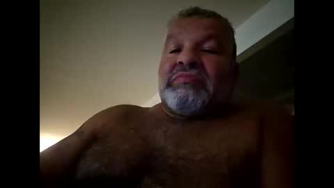 Snapshot of steved6001 chatting on 09-21-25, 12:34 steved6001 online show from 09-21-25, 12:34