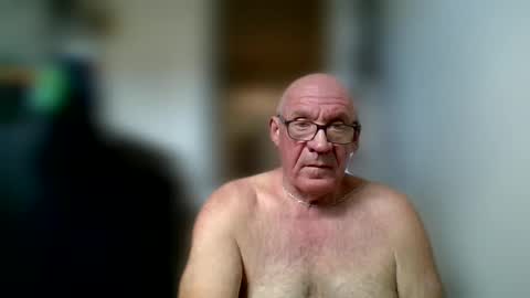 stevejons47 online show from 09-09-25, 04:17