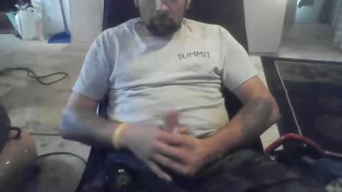 Steveneg13 online show from 10-14-25, 01:45