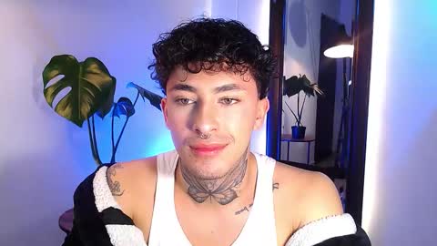 Daniel Steven Navarro online show from 03-19-26, 01:09