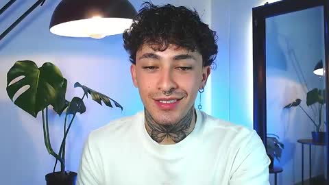 Daniel Steven Navarro online show from 03-20-26, 01:43