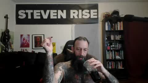 Snapshot of stevenrisenyc chatting on 05-15-26, 01:12 StevenRiseNYC online show from 05-15-26, 01:12