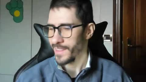 Snapshot of stevex870 chatting on 11-22-25, 03:33 Steve online show from 11-22-25, 03:33