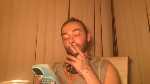 Snapshot of stevey_94 chatting on 09-18-25, 05:20 gay tease online show from 09-18-25, 05:20