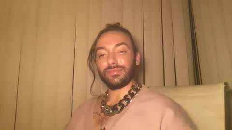 Snapshot of stevey_94 chatting on 09-26-25, 05:44 gay tease online show from 09-26-25, 05:44