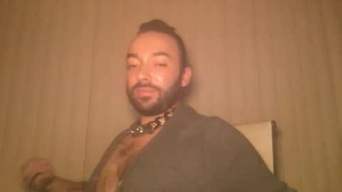 Snapshot of stevey_94 chatting on 10-26-25, 05:57 gay tease online show from 10-26-25, 05:57