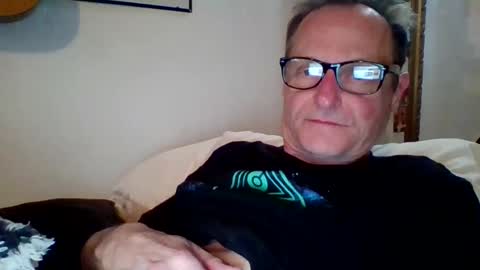 steviehard7 online show from 01-26-25, 05:13