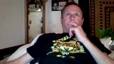 steviehard7 online show from 01-28-25, 05:32