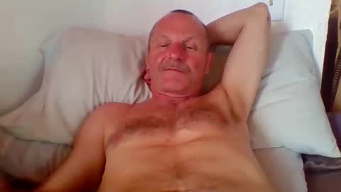 steviehard7 online show from 10-21-25, 10:21