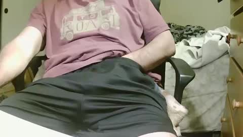 Snapshot of stevo69697 chatting on 11-09-25, 06:33 Chillguy online show from 11-09-25, 06:33