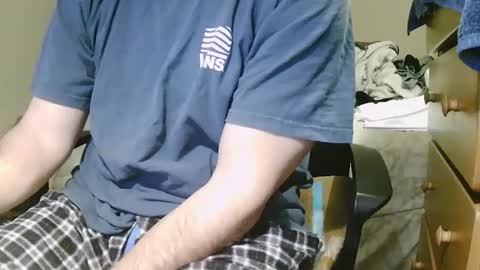 Snapshot of stevo69697 chatting on 12-23-25, 06:11 Chillguy online show from 12-23-25, 06:11