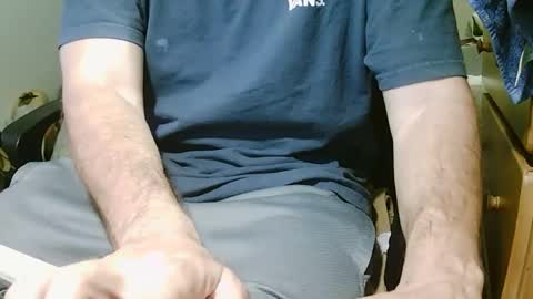 Snapshot of stevo69697 chatting on 04-10-26, 04:33 Chillguy online show from 04-10-26, 04:33