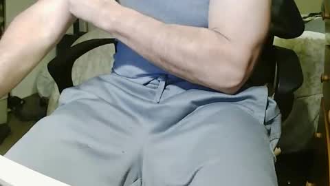 Snapshot of stevo69697 chatting on 05-12-26, 04:31 Chillguy online show from 05-12-26, 04:31