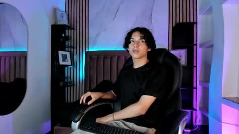 Sthepano  online show from 06-07-26, 03:21