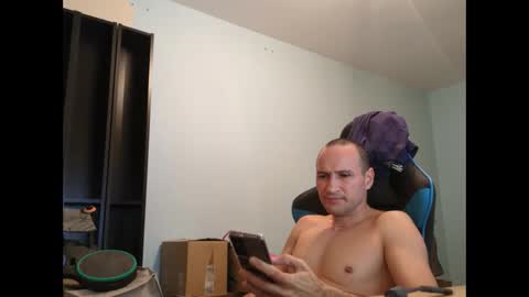 Snapshot of stickolive1 chatting on 10-22-25, 08:30 stickolive1 online show from 10-22-25, 08:30