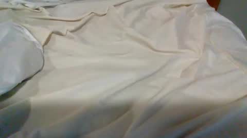 Snapshot of stickylittletoes chatting on 05-05-26, 02:58 Wakeandbaked online show from 05-05-26, 02:58