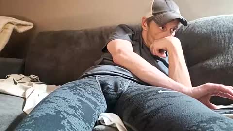 stickymouse45 online show from 12-21-25, 07:59