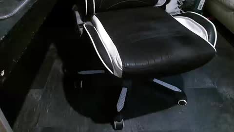 Snapshot of stiffler83pl chatting on 11-05-25, 08:47 stiffler83pl online show from 11-05-25, 08:47