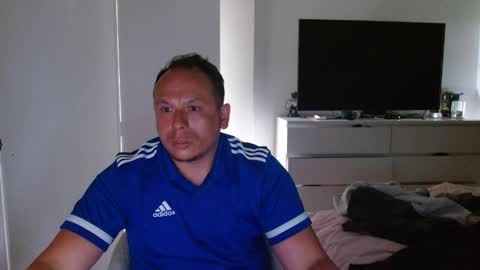 Axel online show from 05-31-26, 11:28