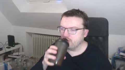 Snapshot of still_alive1985 chatting on 01-13-26, 07:24 Oliver online show from 01-13-26, 07:24