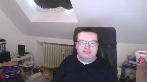 Snapshot of still_alive1985 chatting on 03-24-26, 05:45 Oliver online show from 03-24-26, 05:45