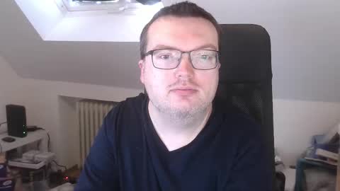 Snapshot of still_alive1985 chatting on 03-27-26, 07:36 Oliver online show from 03-27-26, 07:36