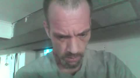 Snapshot of still_luv_this_job chatting on 09-14-25, 01:16 Gem online show from 09-14-25, 01:16