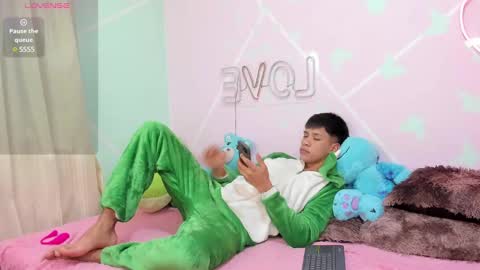 Bryan  Stiven online show from 02-13-25, 12:57