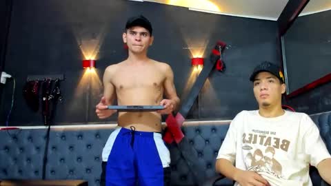 friends online show from 12-01-25, 04:17