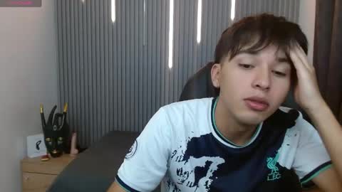 Stiwen online show from 04-23-26, 03:14