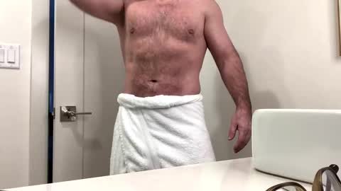 stlhotwifeguy online show from 02-19-25, 11:57