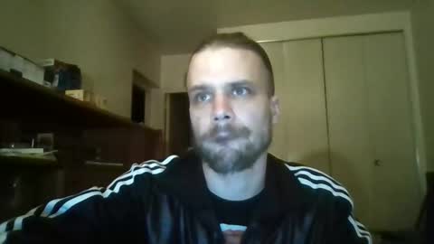 Snapshot of stockingsnfeet chatting on 05-19-26, 09:43 stockingsnfeet online show from 05-19-26, 09:43
