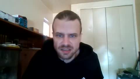 Snapshot of stockingsnfeet chatting on 06-07-26, 12:31 stockingsnfeet online show from 06-07-26, 12:31
