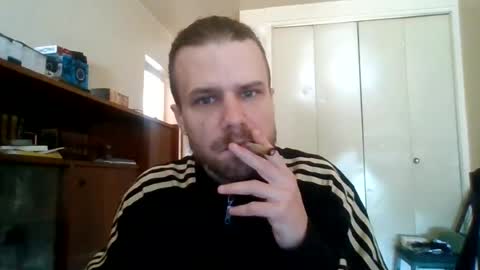 Snapshot of stockingsnfeet chatting on 06-12-26, 01:21 stockingsnfeet online show from 06-12-26, 01:21