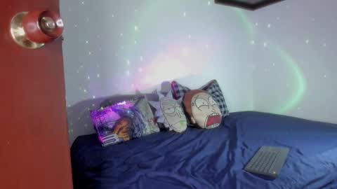 Stone Lee  online show from 10-29-25, 06:48