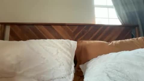 stoney8inches online show from 03-25-26, 11:00