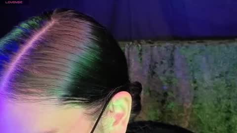 Liz online show from 10-31-25, 11:28