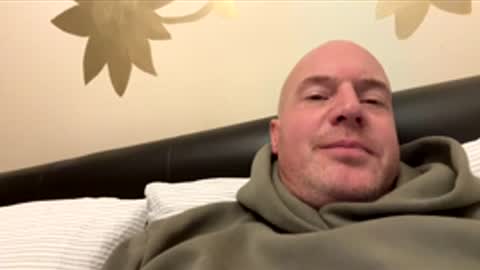 Stoodley22 online show from 03-01-26, 07:49