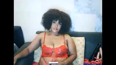 Snapshot of stormie955 chatting on 02-01-25, 02:05 stormie955 online show from 02-01-25, 02:05