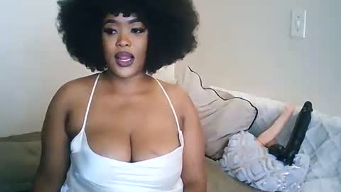 Snapshot of stormie955 chatting on 03-04-25, 12:01 stormie955 online show from 03-04-25, 12:01