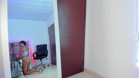 Sweety Stormi  online show from 01-13-25, 04:19