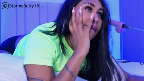 Snapshot of stormybutty18 chatting on 01-17-25, 04:49 online show from 01-17-25, 04:49