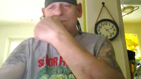 stormynorm14 online show from 12-17-25, 07:20