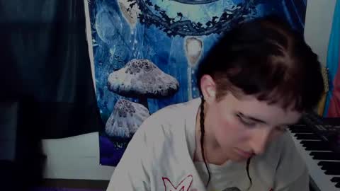 Snapshot of stormythunder chatting on 11-13-25, 06:07 Stormythunder online show from 11-13-25, 06:07