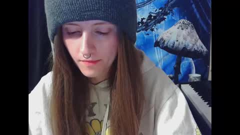 Snapshot of stormythunder chatting on 12-19-25, 07:04 Stormythunder online show from 12-19-25, 07:04