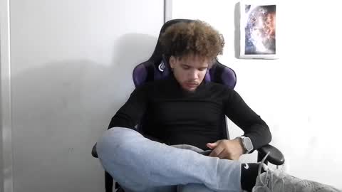 Snapshot of str8dj chatting on 09-10-25, 05:40 Dj online show from 09-10-25, 05:40