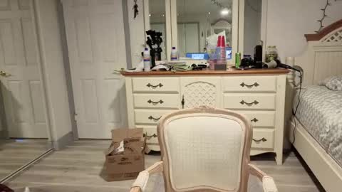 str8whiteboy21 online show from 11-28-25, 04:53