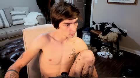 str8whiteboy21 online show from 06-07-26, 10:52