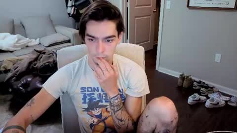 str8whiteboy21 online show from 06-12-26, 12:15