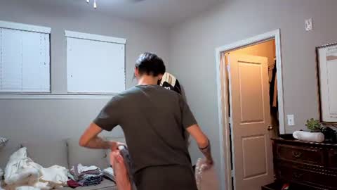str8whiteboy21 online show from 07-01-26, 03:19